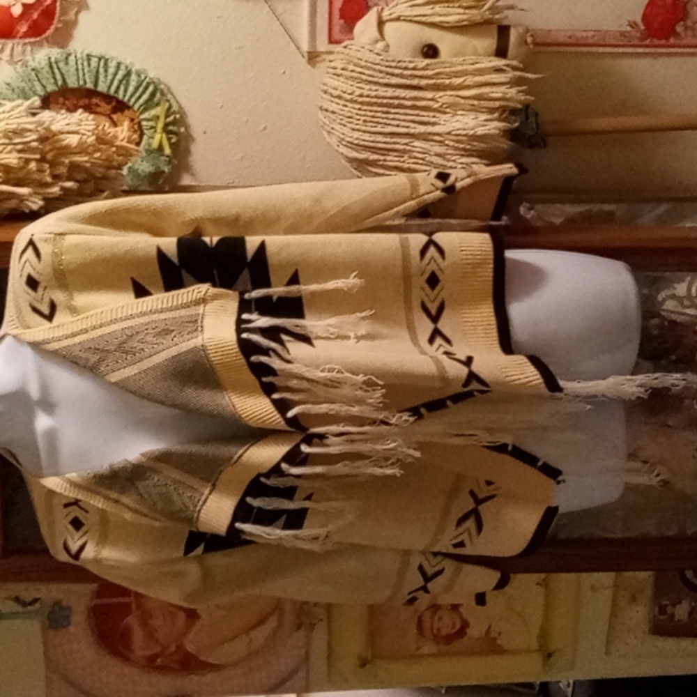 NWOT,Open Front,Tribal Print Cardigan/Sweater Jacket with Southwestern Design 💙